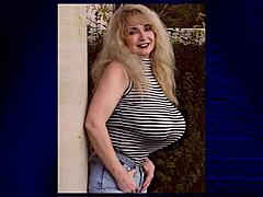 bbw fat milf's huge downblouse boobs tease everywhere