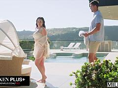 Flawless-Assed Paris Lincoln Craves Deep Milfy Anal Spooning Fill-Up