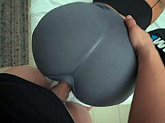 doing this hot routine every night with neighbor to workout my big ass 🍑💦