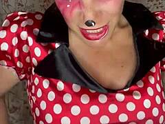 Milf Brutally Wrecks Pussy with XXXL Dildo Webcam Solo