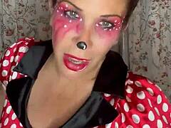 Milf Brutally Wrecks Pussy with XXXL Dildo Webcam Solo