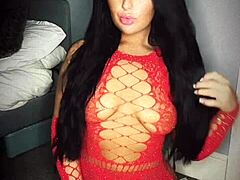 Slutty British Girlfriend's Steamy Solo Webcam Show