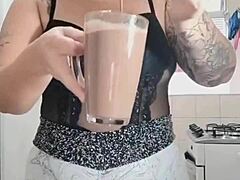 A PPK FLASHING BIG PUSSY SUCKS COMERS' MILK LIKE A SLUT