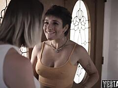 big tits curvy bbw milf uh tribs and facesits hairy lesbian teen stepdaughter hard