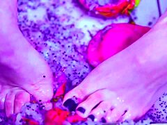 BARE TOES Crush Juicy Fruit