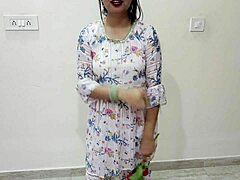 priya, first time jija fucks beautiful saali pussy full hindi?
