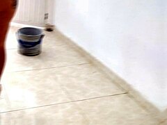gordita colombiana rubs her huge pussy to orgasm