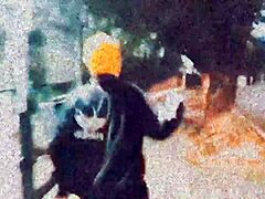 wanna worship this fat ass bbw in bisexual 3some with footjobs and fisting?