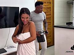 bruna paz's huge ass takes bareback pounding and deep creampie!