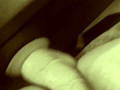 hey wanna see me play solo with my pussy toys?