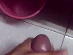 hey girls check out this amateur homemade cock for you 😘🍆