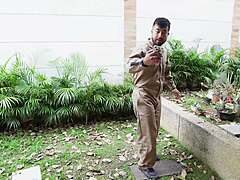 LUCKY TECH FUCKS HORNY NYMPHO HOUSEWIFE!! sarafilms deepthroat cowgirl creampie madness 😈🍆💦