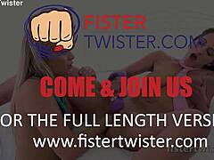 laura and cayla stretch czech pussies wide with fisting toys