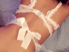 Sirvienta Cachonda Mexicana Moans in Amateur Bedroom Fuck