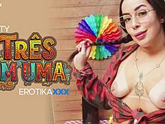 Kaity Tres Em Uma Erotikaxxx Cena Completa