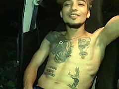 Dominicano latino sexy buen cuerpo bailando sensual