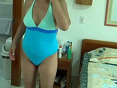 On the beach i shave my hairy pussy for stepson