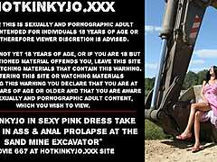 Hotkinkyjo inserts bottle in ass outdoors