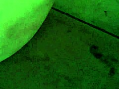 Sexy milf fingers her wet pussy on camera