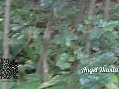 Започна като флашинг в парка, свърши с външен кум в устата