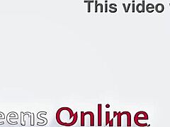 สาวอังกฤษ 18 ปี หีแน่นโดนเลียโดยผู้ชายแก่ 😍