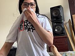 Oh wow, meine Cousine-in-law wurde so heiß beim Besuch, wir haben uns allein in Homemade-Style gehakt