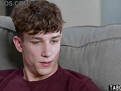 한국 18+ 룸메이트 김미킴 자위하다 걸려 큰자지 기숙사 좆박기