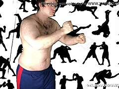 イギリス華僑アレクサンドリア・ウーがエジプトクリフォードと異人種レスリングバトル