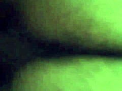 Йессс! Большая жопа латиносы наклонена в догги!