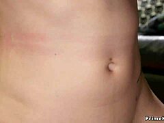 Szexi barátnő kap anál fistet gegges pasitól strapon bondage-dal és cuccokkal