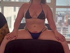Massage risqué belle-mère finit éjac taboo beau-fils