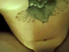 Collègue MILF dégouline de foutre en infidélité POV maison au taf pause dej !