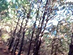 Clitlicker662 exhibe chatte en forêt outdoor update 23